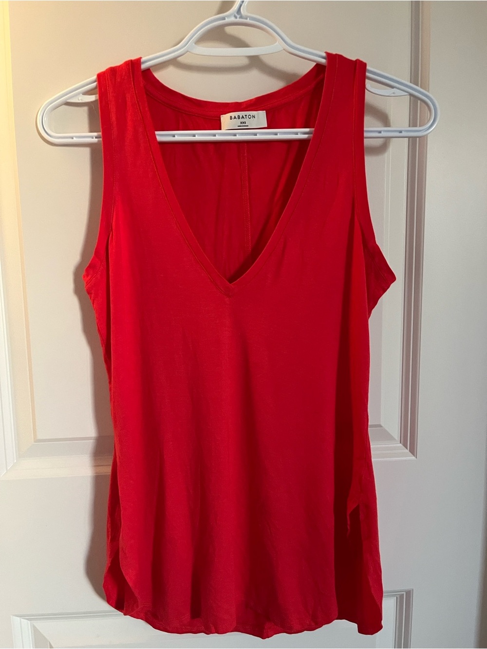 Babaton Red V-Neck Tank Top Size XXS